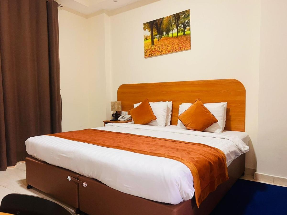 Marhaba Deira Hotel Дубай Екстериор снимка