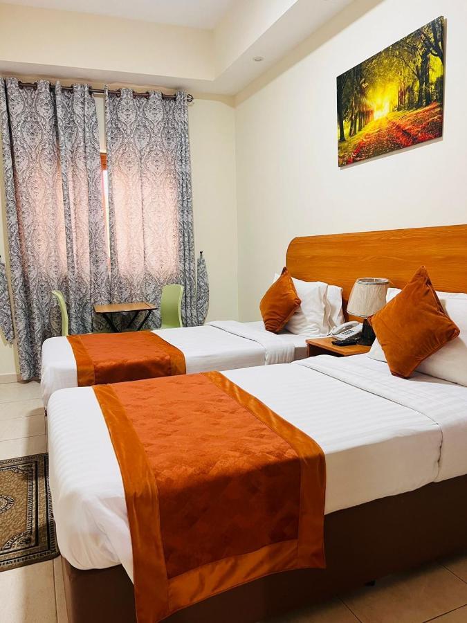 Marhaba Deira Hotel Дубай Екстериор снимка